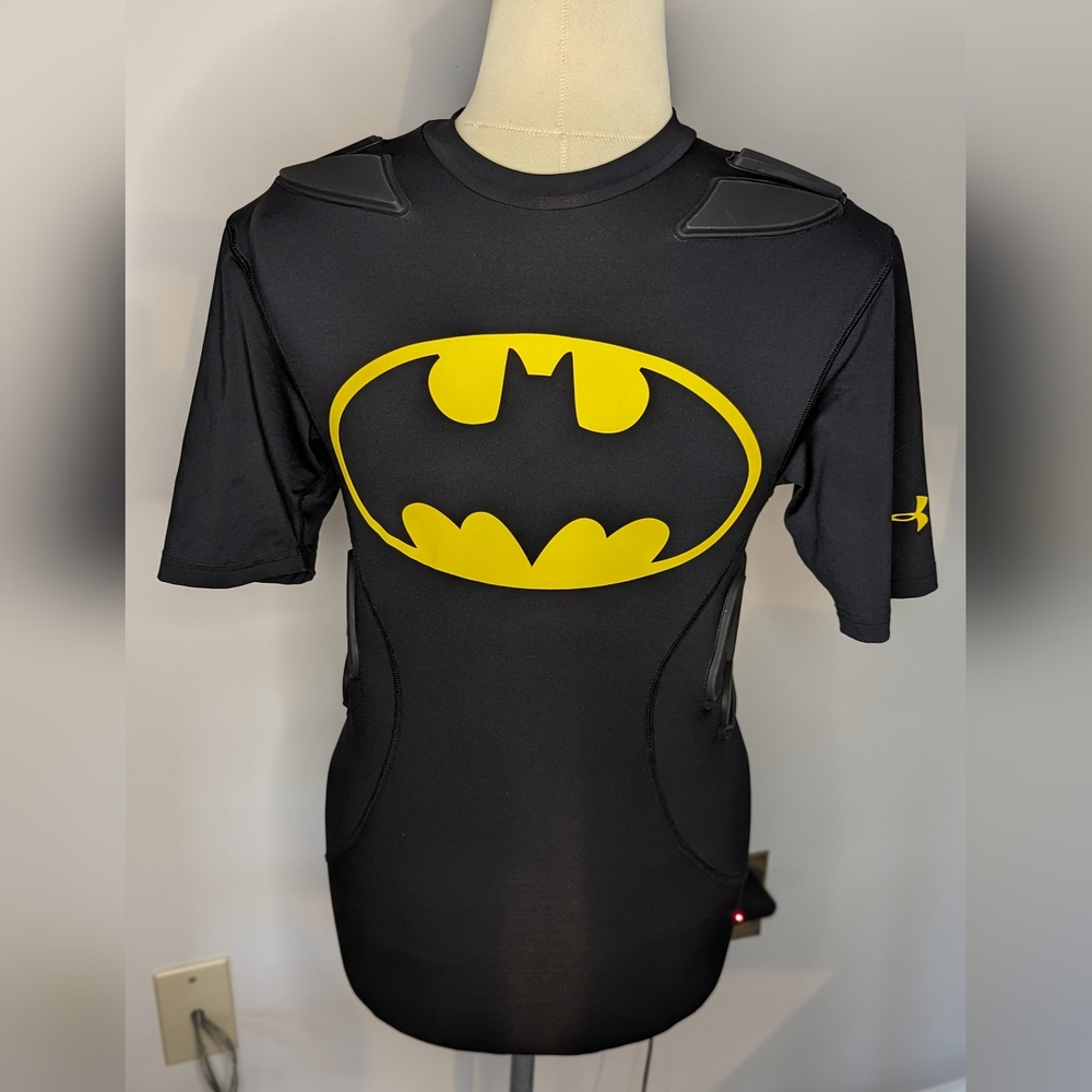 Under Armour Alter Ego BATMAN 🏈 Compression Shirt with Padding Men.Sz Small